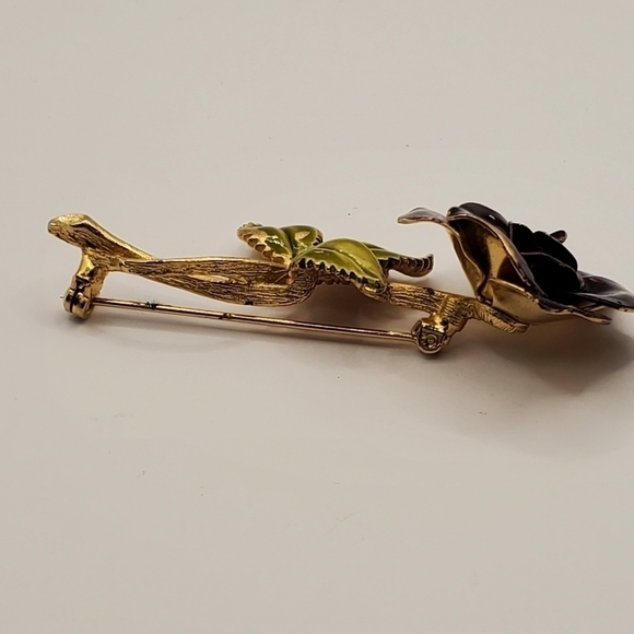 VINTAGE WEISS PURPLE BLOOMING ROSE BROOCH PIN STEM LEAVES GOLD FLOWER JEWELRY - Picture 7 of 12